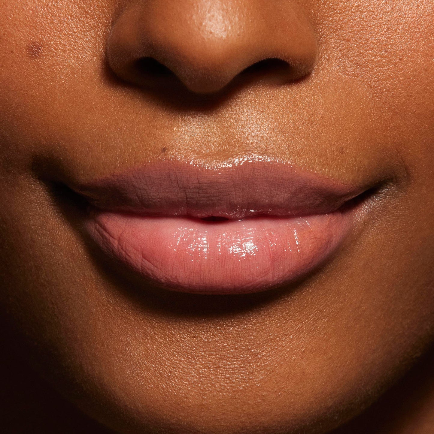 Glossy Lip Kit contoured shades + glossy finish | Color Soft Pink Nude - 2 piece Liner and Glaze Set 0.04oz Crayon| 0.10 fl oz Gloss
