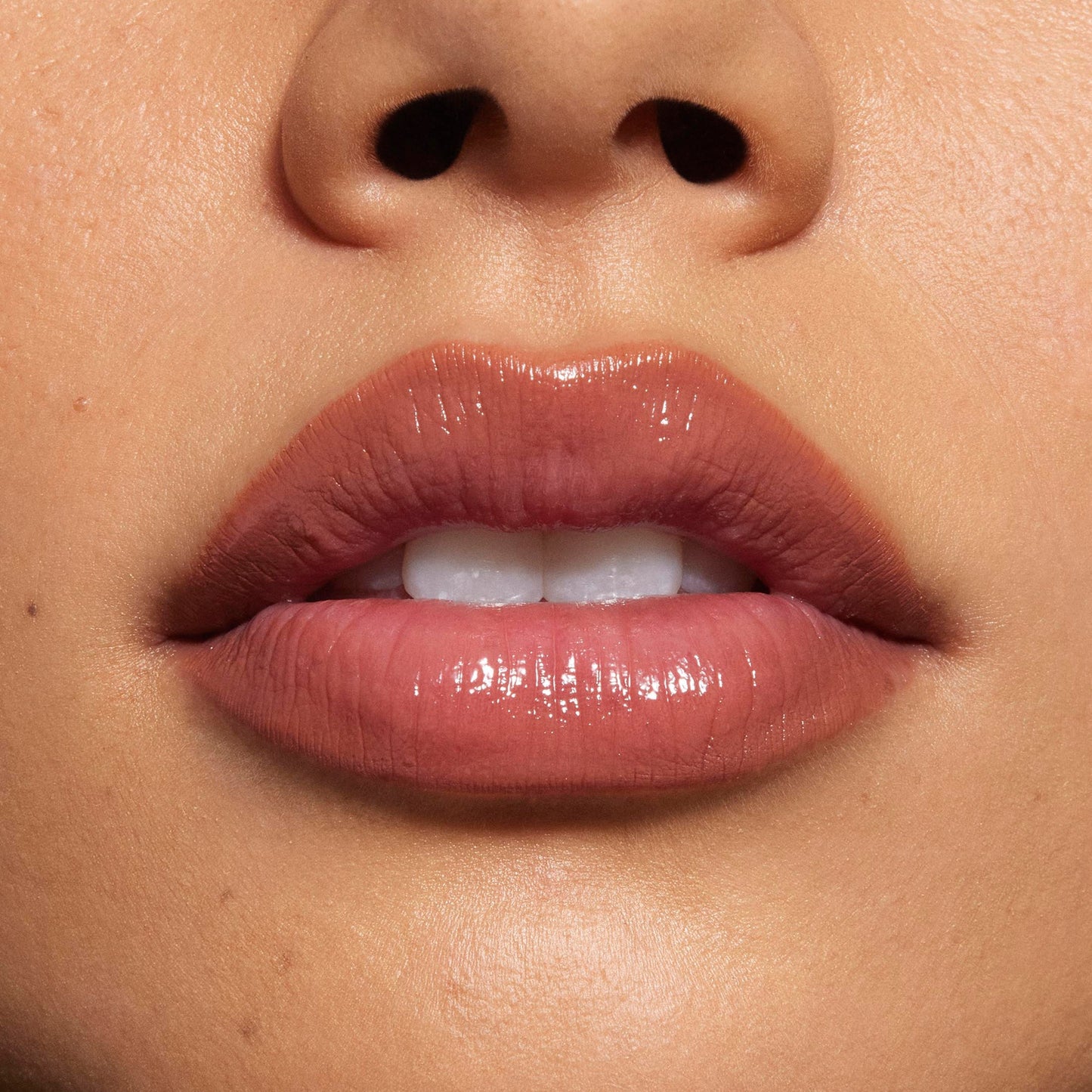 Glossy Lip Kit contoured shades + glossy finish | Color Soft Pink Nude - 2 piece Liner and Glaze Set 0.04oz Crayon| 0.10 fl oz Gloss